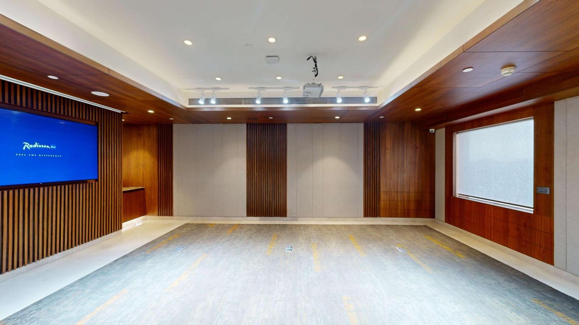 Radisson Blu Towers Kaushambi Delhi Ncr Hotel Ghaziabad Ngoại thất bức ảnh The 3D model of the meeting room