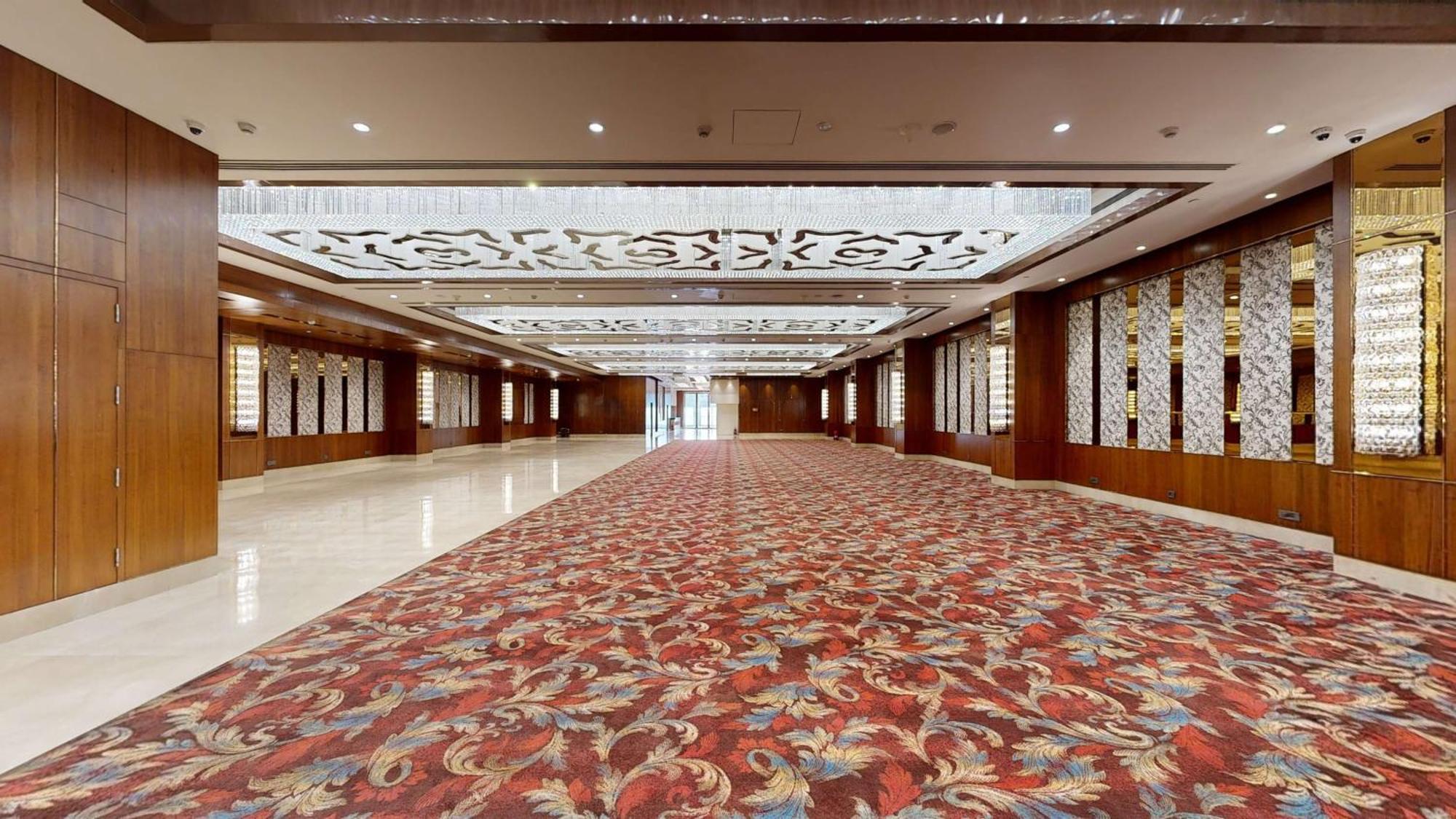 Radisson Blu Towers Kaushambi Delhi Ncr Hotel Ghaziabad Ngoại thất bức ảnh The interior of the National Museum of Malaysia